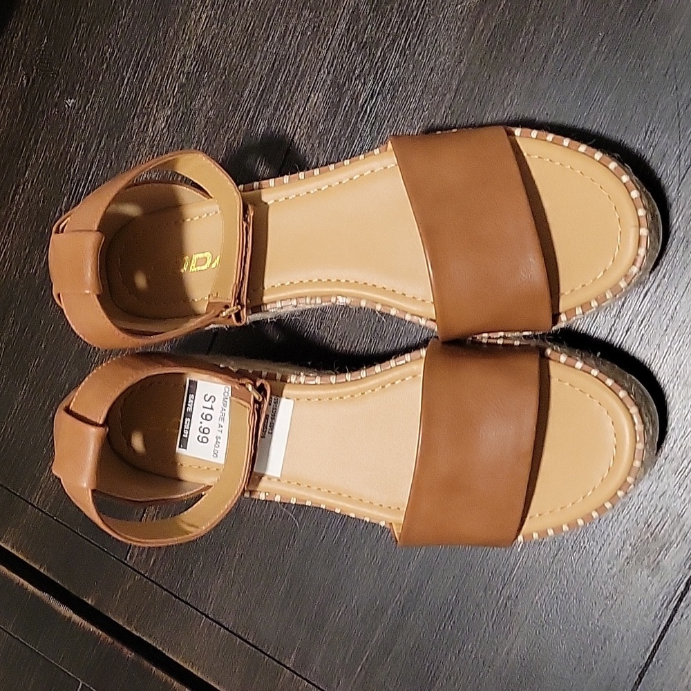 Womens Shoes